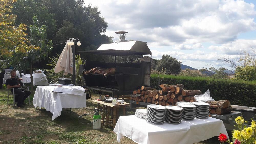 Banquet dans le jardin de l'hôtel Solemonti